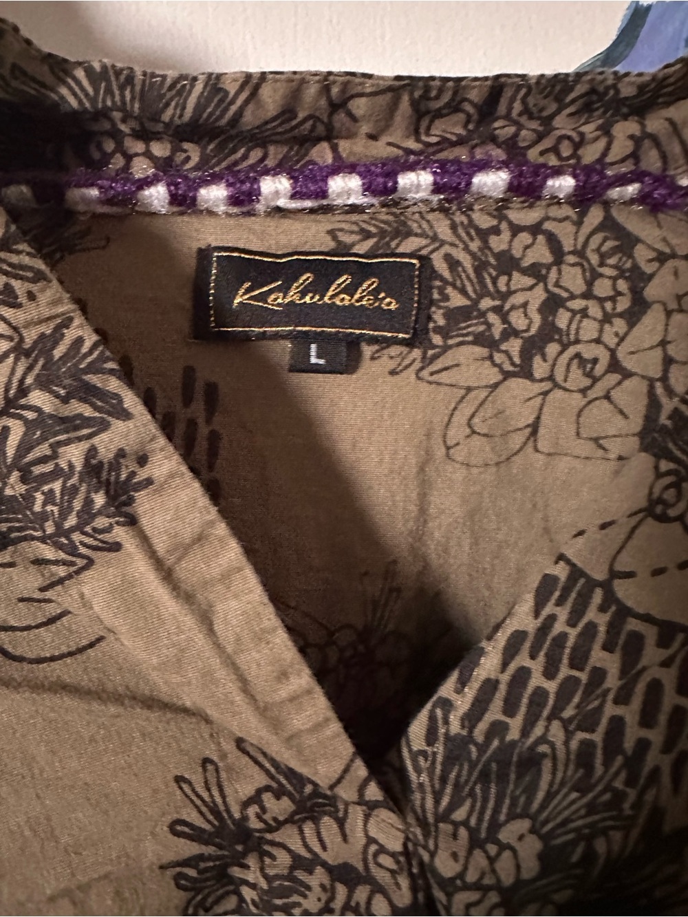 Kahulalea Olive Green Floral Short Sleeve V-Neck Top - Picture 2 of 2